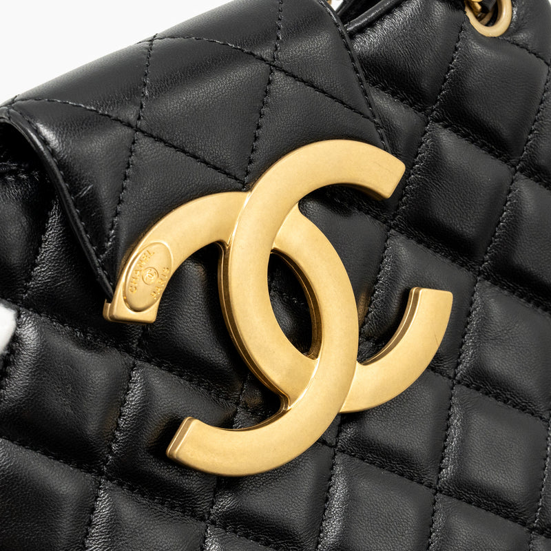 Chanel 24C Quilted Small Messenger Bag Black Lambskin GHW (Microchip)