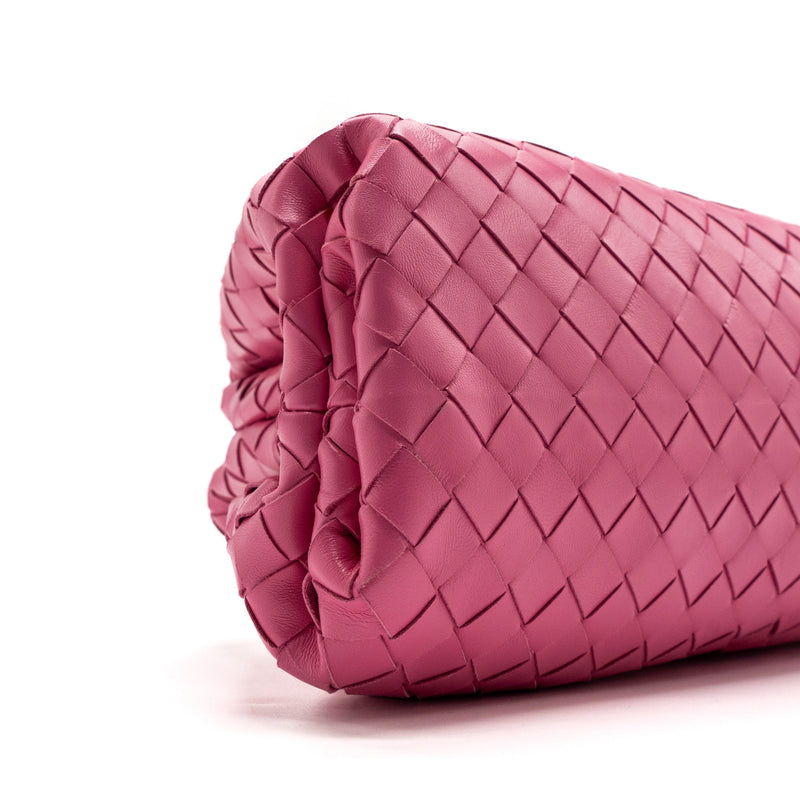 BOTTEGA VENETA MEDIUM POUCH CLUTCH INTERCCATO PINK