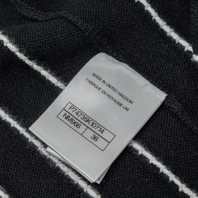 Chanel size 36 23p cardigan cashmere black/white