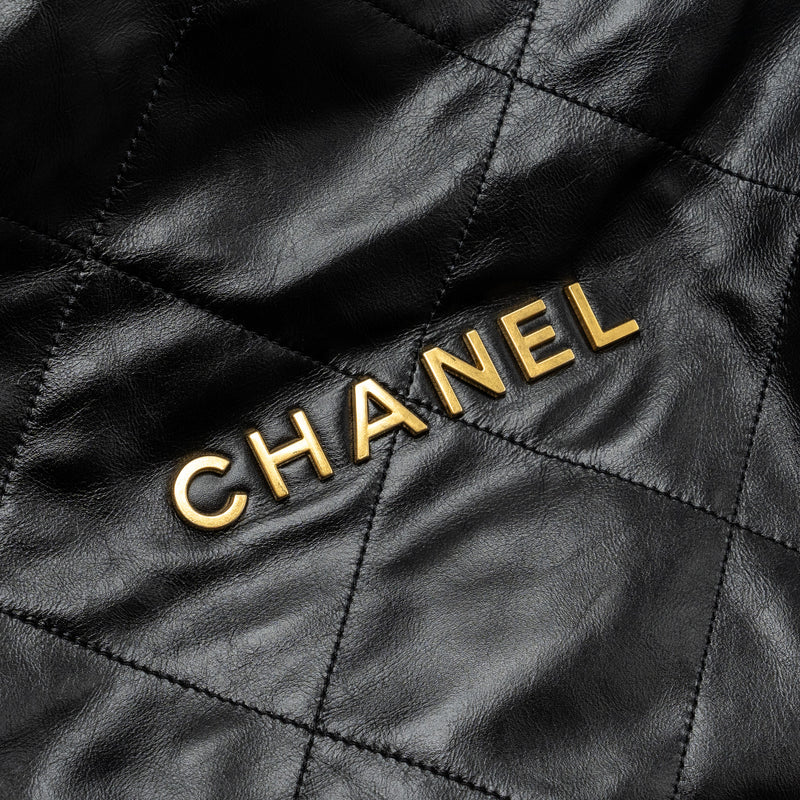 Chanel small 22 bag calfskin black with GHW (microchip)