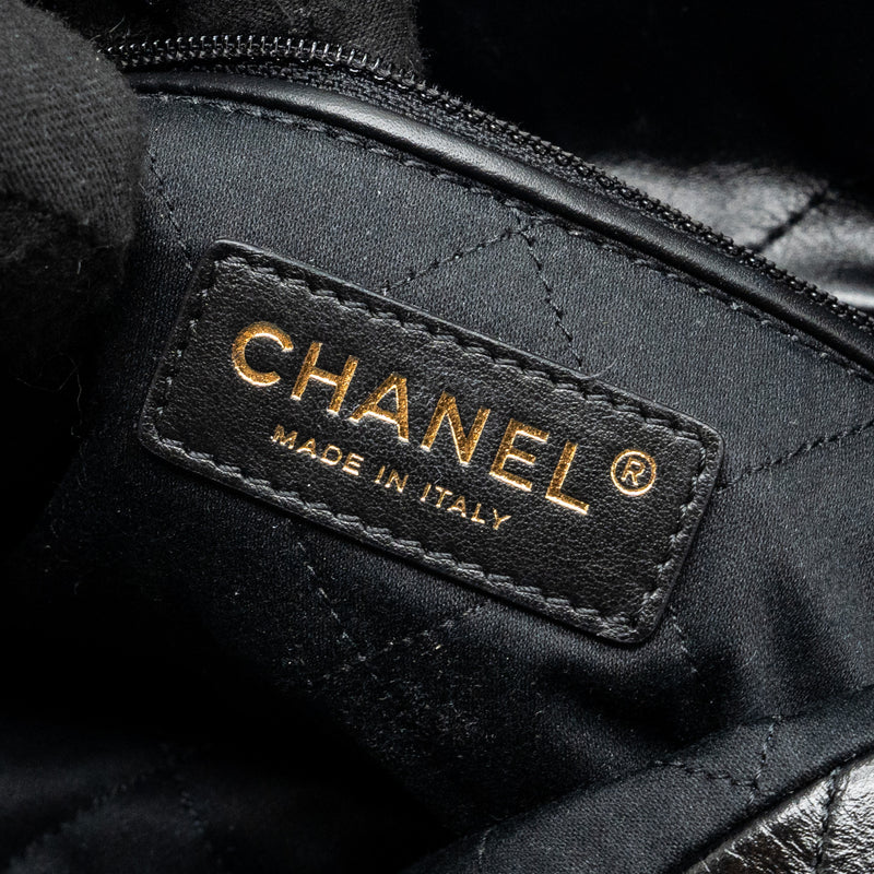 Chanel small 22 bag calfskin black with GHW (microchip)