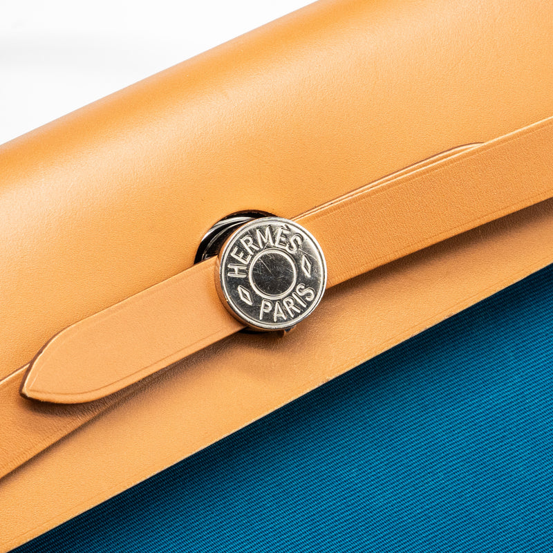 Hermes herbag zip 31 bag canvas / hunter leather blue SHW square Q