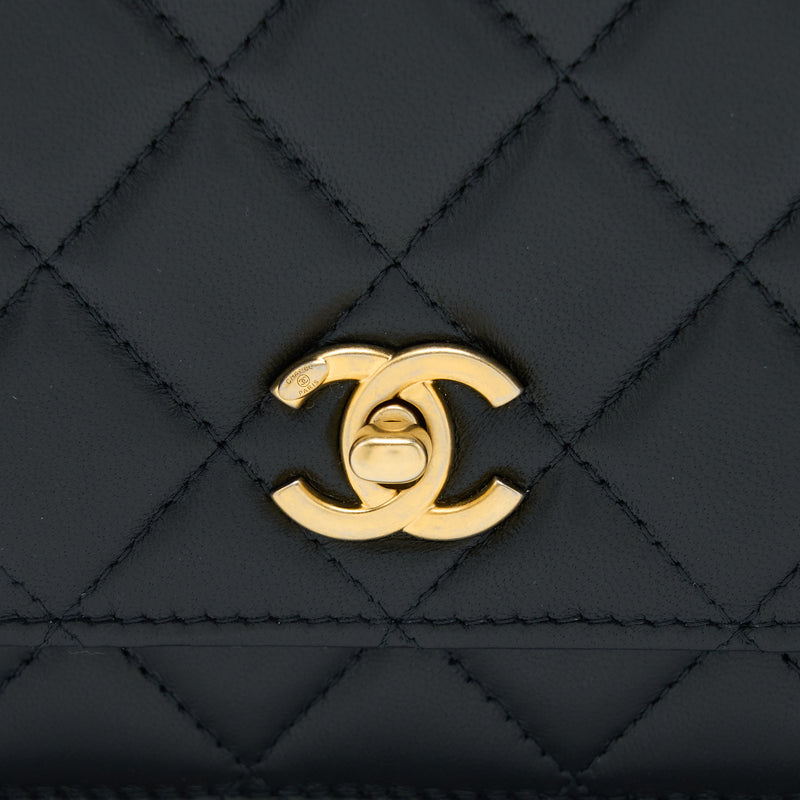 Chanel Pearl Crush Wallet on Chain Lambskin Black GHW (Microchip)
