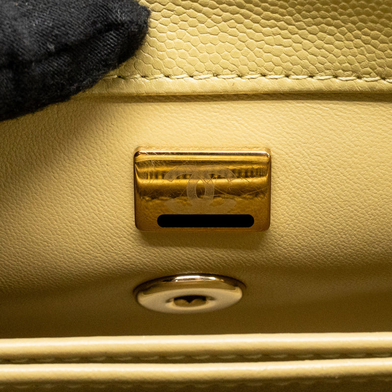 Chanel Mini Coco Handle Caviar Light Green LGHW (microchip)