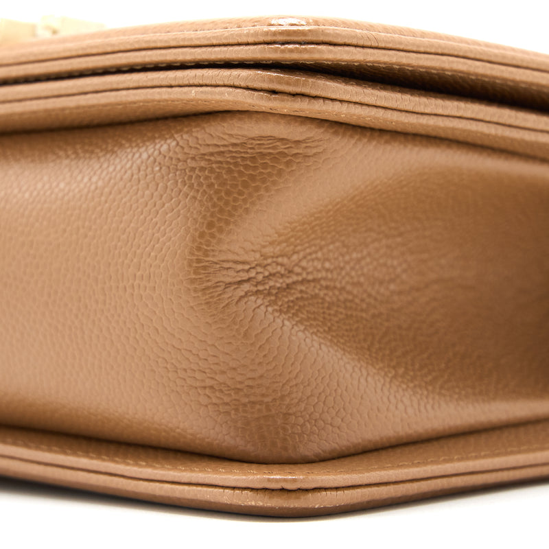 Chanel 21K Small Boy Bag Caviar Camel LGHW (Microchip)