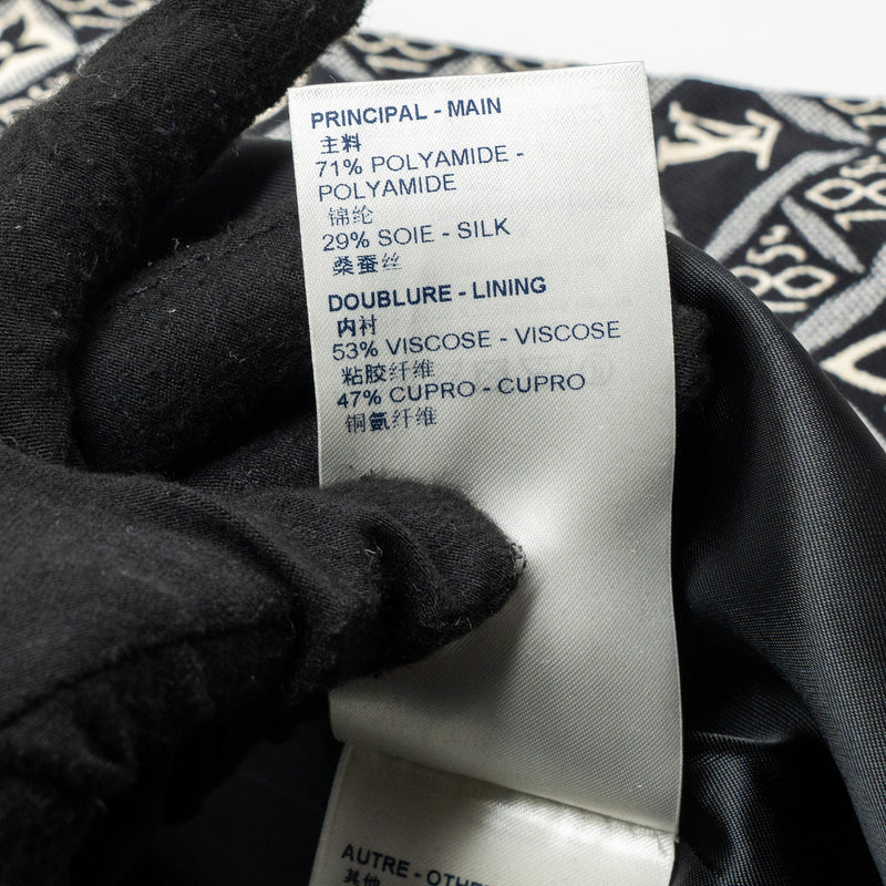 Louis Vuitton size 38 monogram since 1854 hooded silk parka polyamide/silk black/white