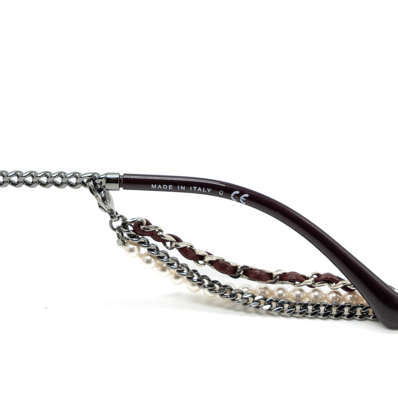 Chanel round sunglasses with chain red