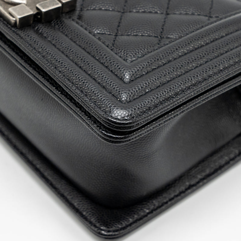 Chanel Small Boy Bag Caviar Black SHW (Microchip)