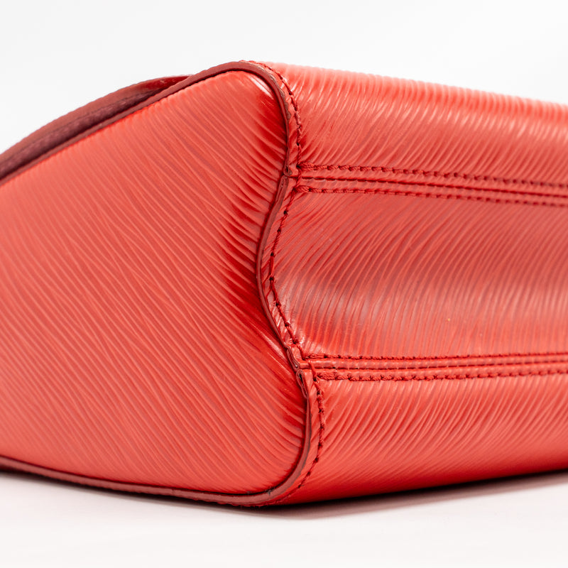 Louis Vuitton Twist MM epi leather red SHW