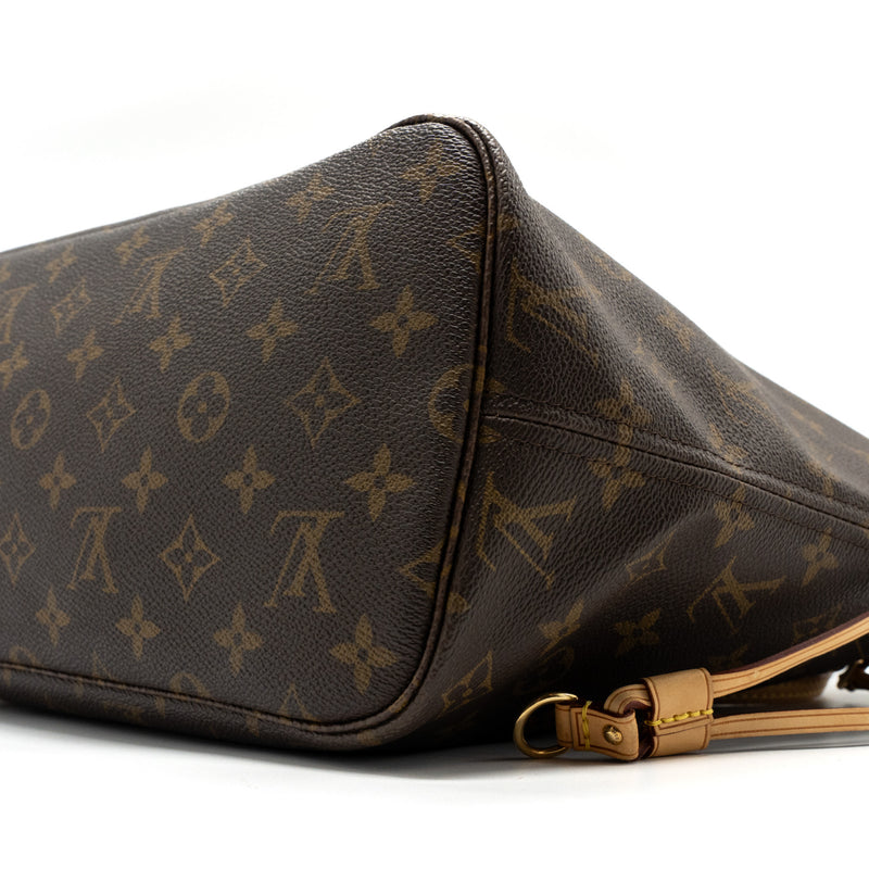 Louis Vuttion Neverfull MM Monogram Canvas GHW