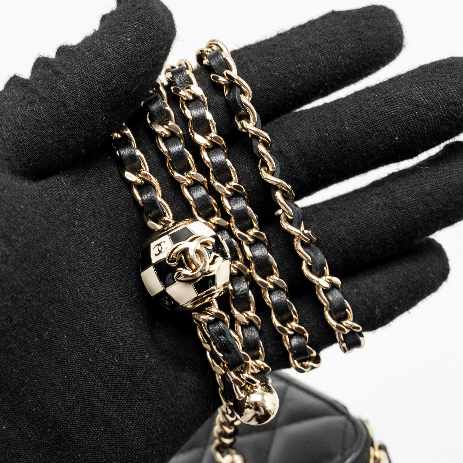 Chanel 23C Pearl Crush Long Vanity Lambskin Black LGHW (Microchip)