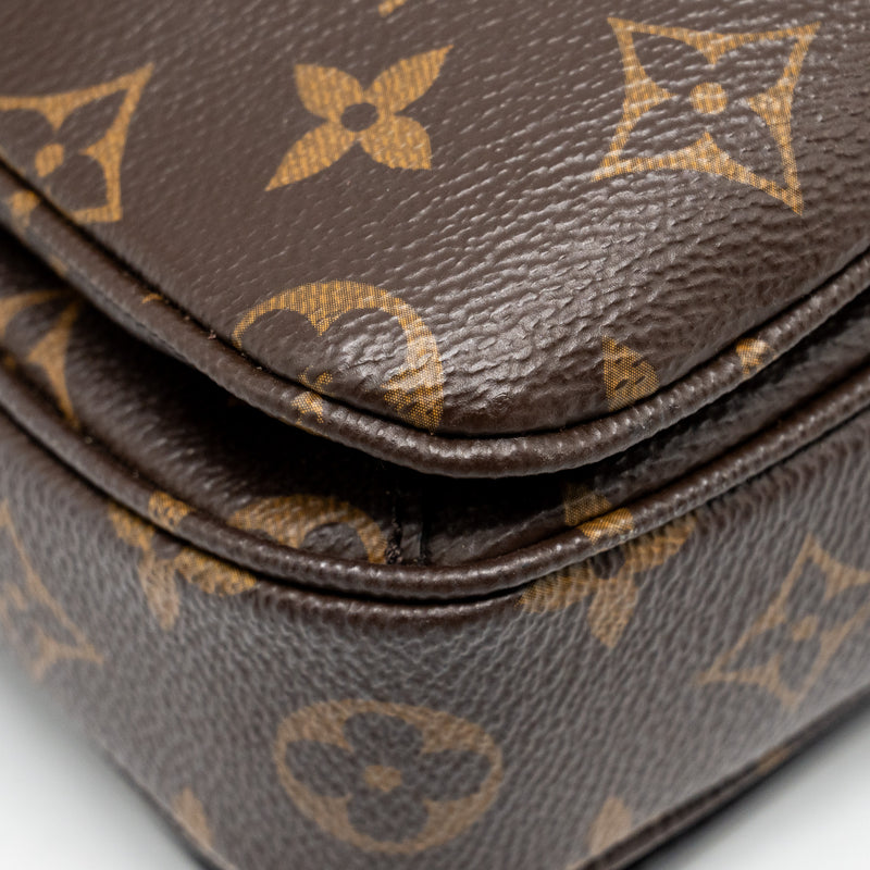 Louis Vuitton Pochette Metis Monogram Canvas GHW