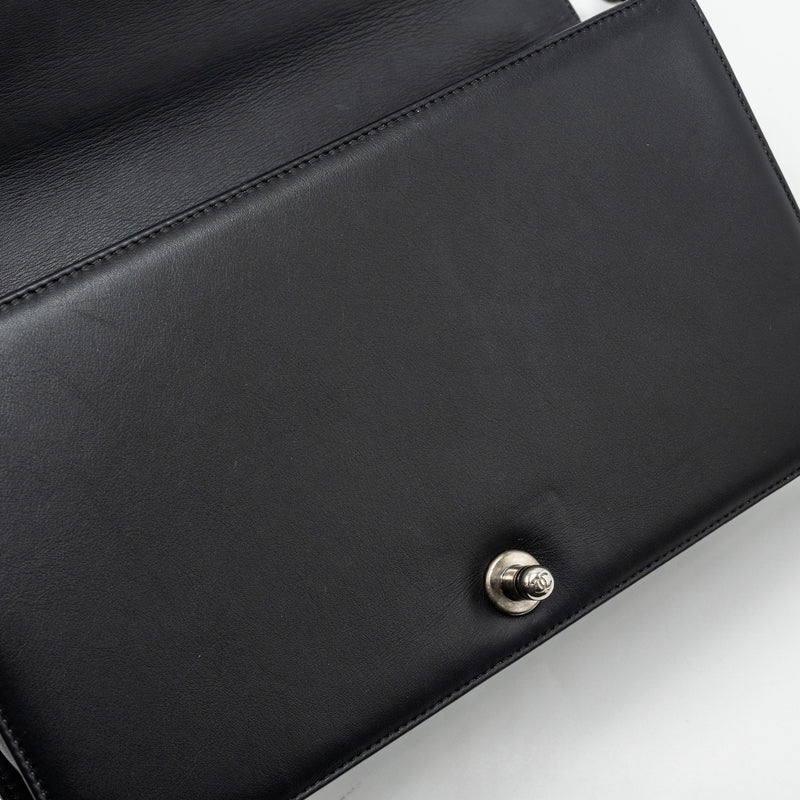 Chanel New Medium Boy Bag Smooth Calfskin Black Ruthenium Hardware
