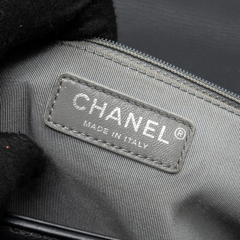 Chanel New Medium Boy Bag Smooth Calfskin Black Ruthenium Hardware