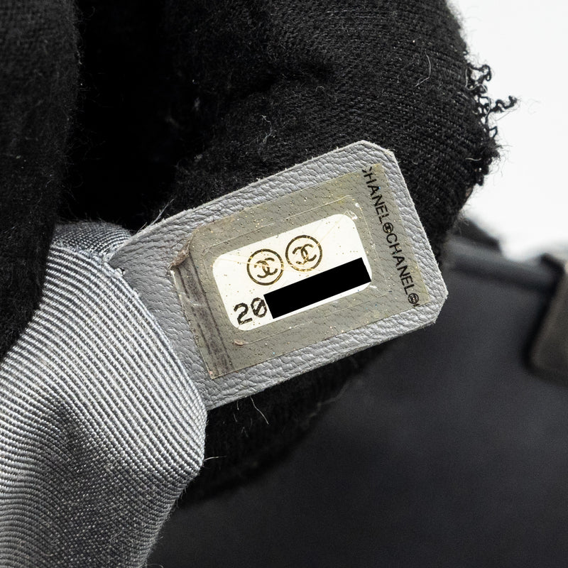 Chanel New Medium Boy Bag Smooth Calfskin Black Ruthenium Hardware