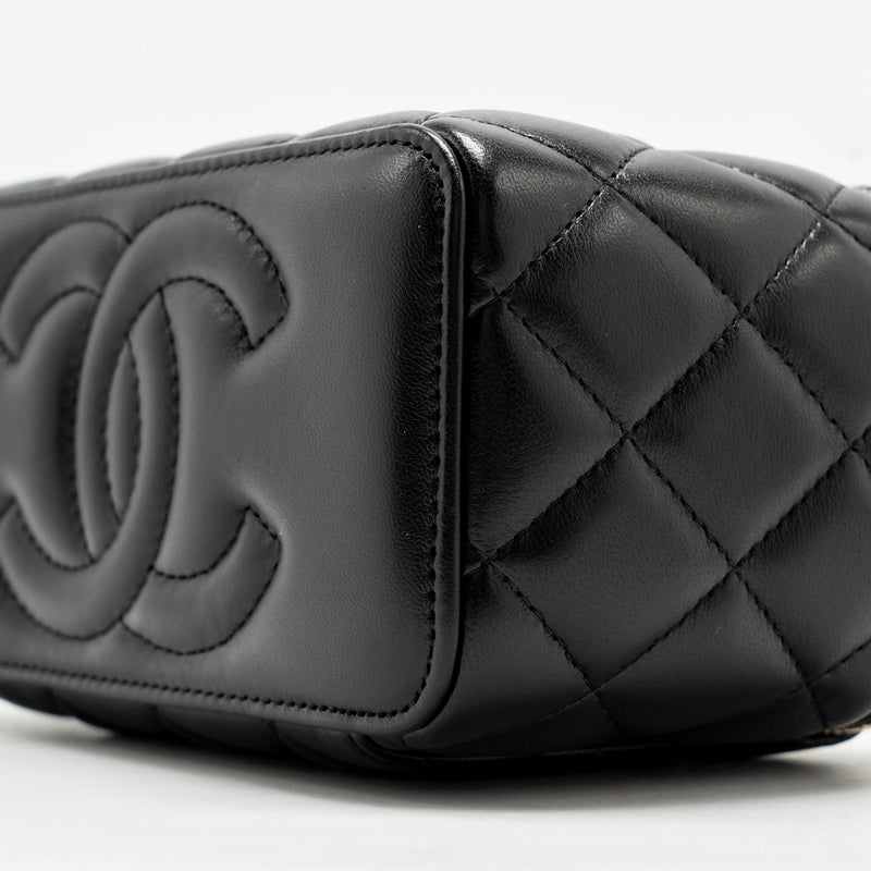 Chanel 24a Long Vanity Case With CC Logo Adjustable Chain Lambskin Black GHW(microchip)