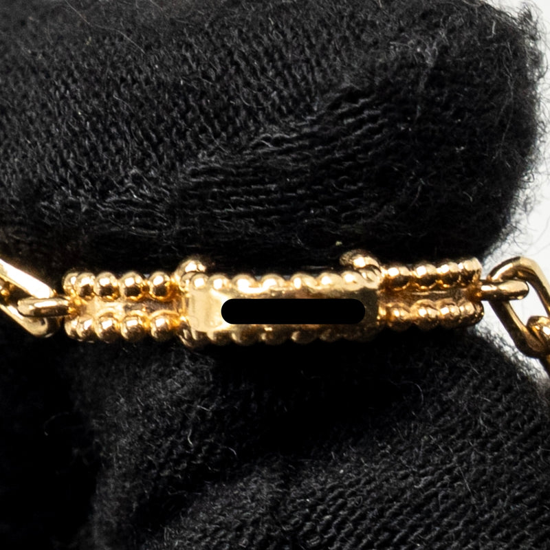 Van Cleef & Arpels Vintage Alhambra 5-Motif Bracelet Yellow Gold, Onyx