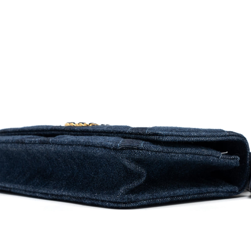 Chanel 19 wallet on chain limited denim dark blue multicolour hardware (microchip)