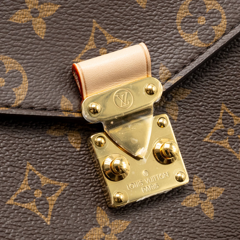 Louis Vuitton Pochette Métis Monogram Canvas GHW