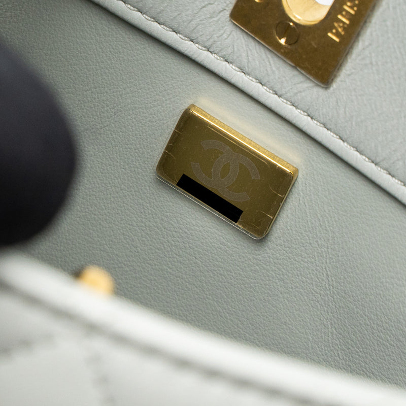 Chanel Pearl Crush Hobo Bag Lambskin Light Grey Brushed GHW (Microchip)