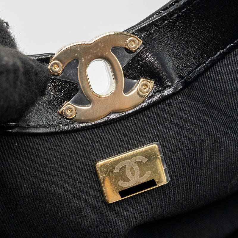 Chanel 24C mini 31 bag shiny calfskin black LGHW (microchip)