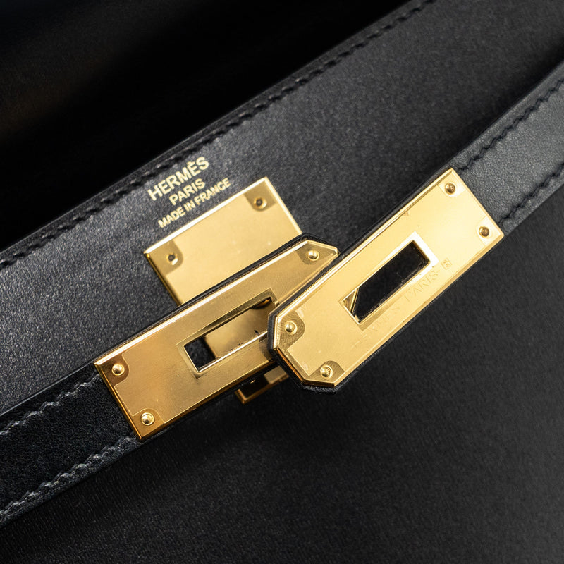 Hermes Kelly 28 Box Calfskin Black GHW Stamp Y