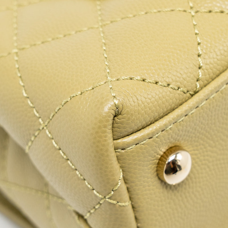 Chanel Mini Coco Handle Caviar Light Green LGHW (Microchip)