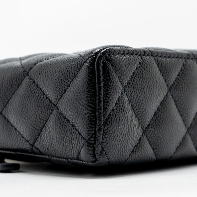 Chanel 25p CC top Handle Vanity with Chain Caviar Black LGHW (microchip)