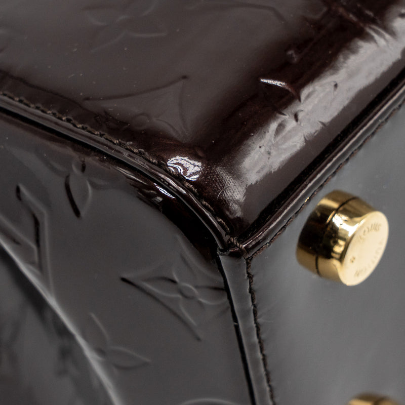 Louis Vuitton Vernis Brea MM Bag Monogram Patent Amarante GHW