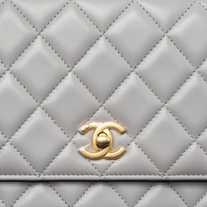Chanel Pearl Crush Wallet on Chain Lambskin Light Grey Brushed GHW (Microchip)