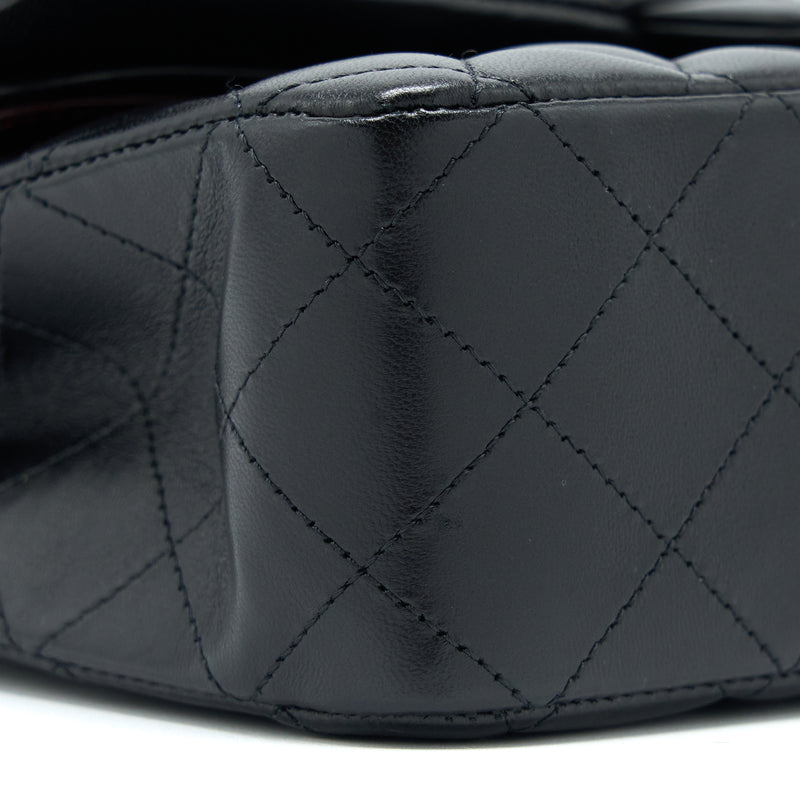 Chanel Medium Classic Double Flap Bag Lambskin Black GHW