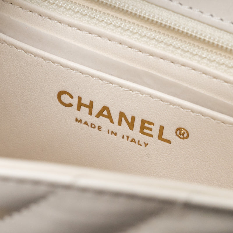 Chanel mini chevron 2.55 reissue flap bag calfskin white GHW (microchip)