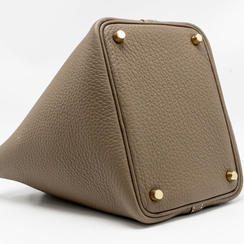 Hermes Picotin 18 lock bag Clemence Etoupe GHW stamp W