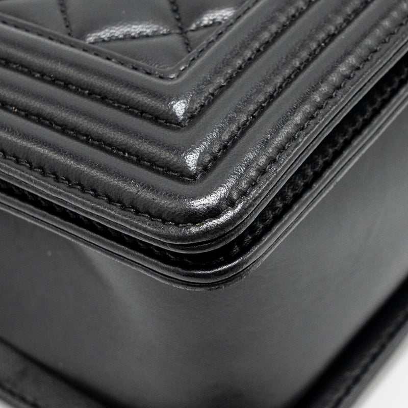 Chanel Medium Boy Bag Lambskin Black Ruthenium SHW