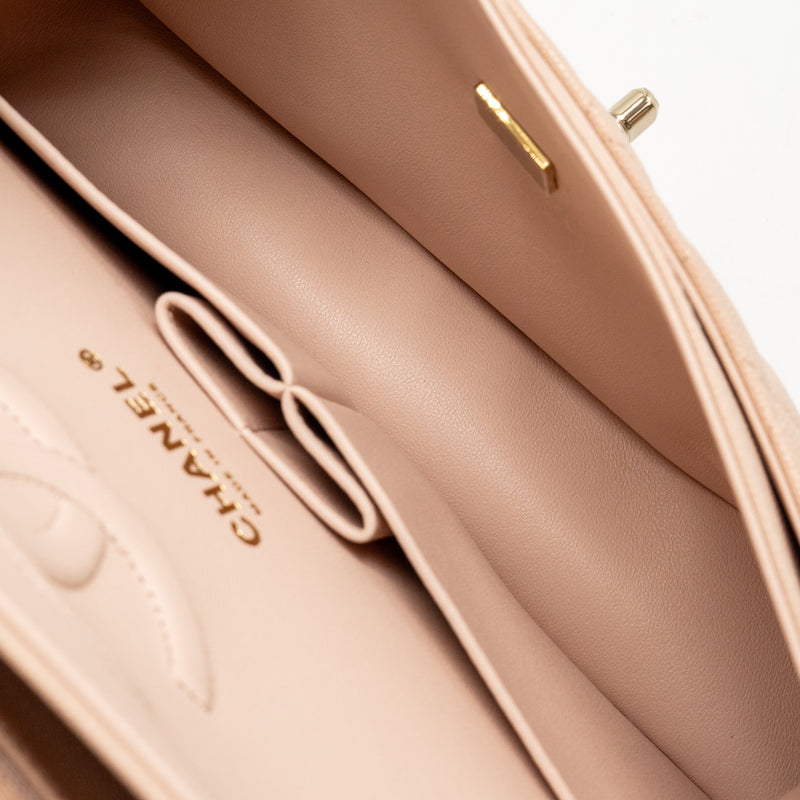 Chanel Medium Classic Double Flap Bag Caviar Light Pink LGHW (Microchip)