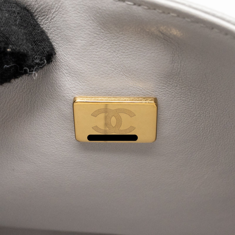 Chanel Small Classic Double Flap Bag Caviar Light Grey LGHW (Microchip)