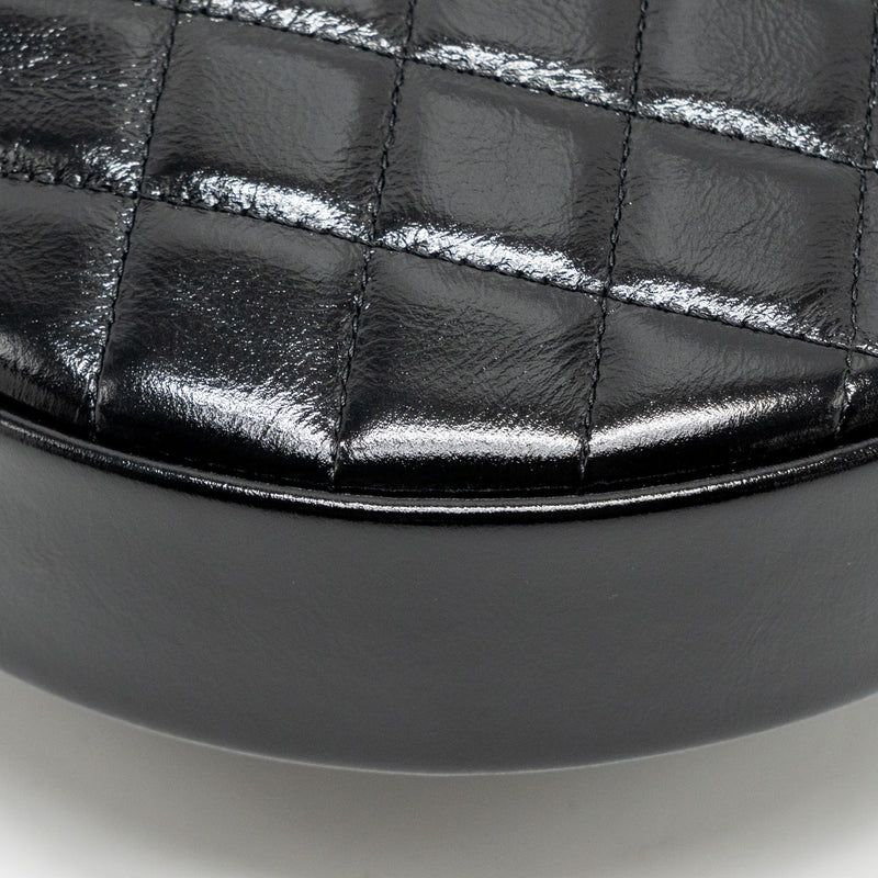 Chanel 21A Round Clutch with Detail Chain Calfskin Black GHW(microchip)