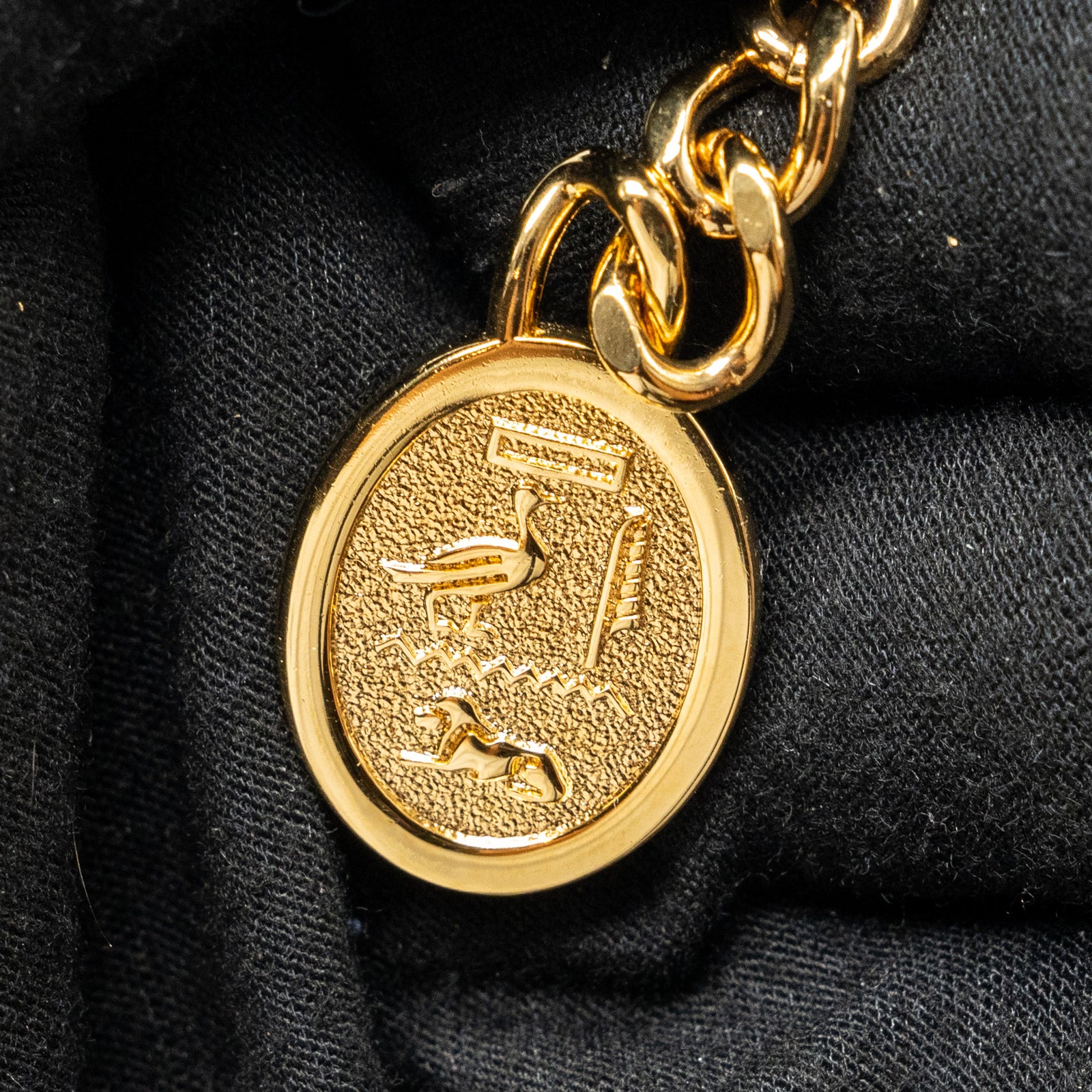 Chanel 19A cc kheops miscellaneous pyramid clutch lambskin/metallic go