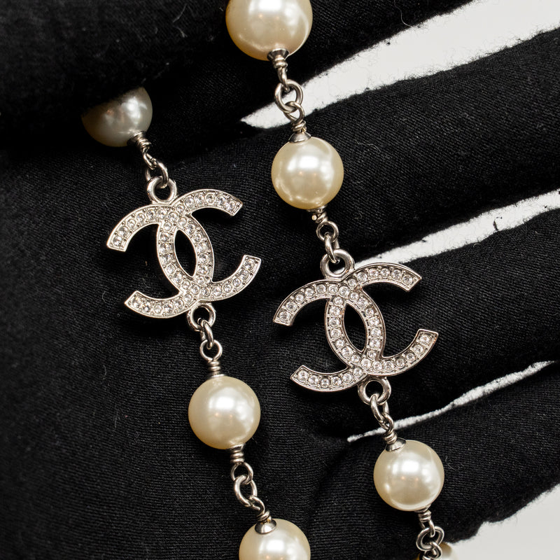 Chanel CC and pearl long necklace silver tone