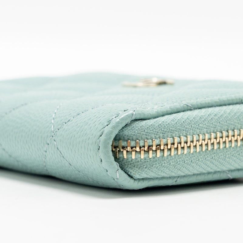 Chanel Zip Card Holder Caviar Light Green LGHW