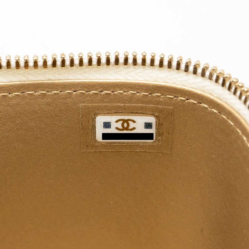 Chanel Pearl Crush Mini Vanity with Chain Lambskin White LGHW (Microchip)