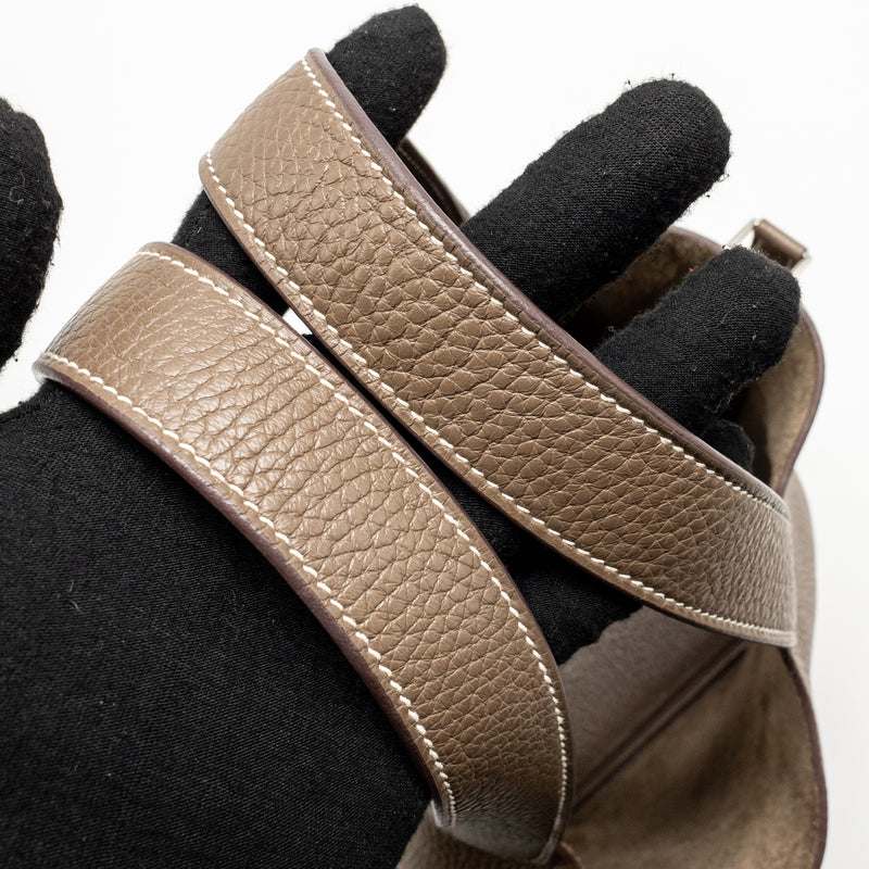 Hermes Picotin 22 Lock Bag Clemence Etoupe SHW Stamp C