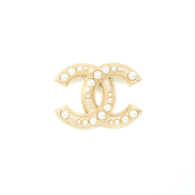 Chanel CC Logo/Pearl Brooch Light Gold Tone