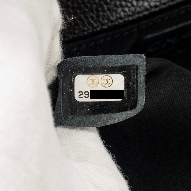 Chanel Chevron Medium Boy Bag caviar black SHW