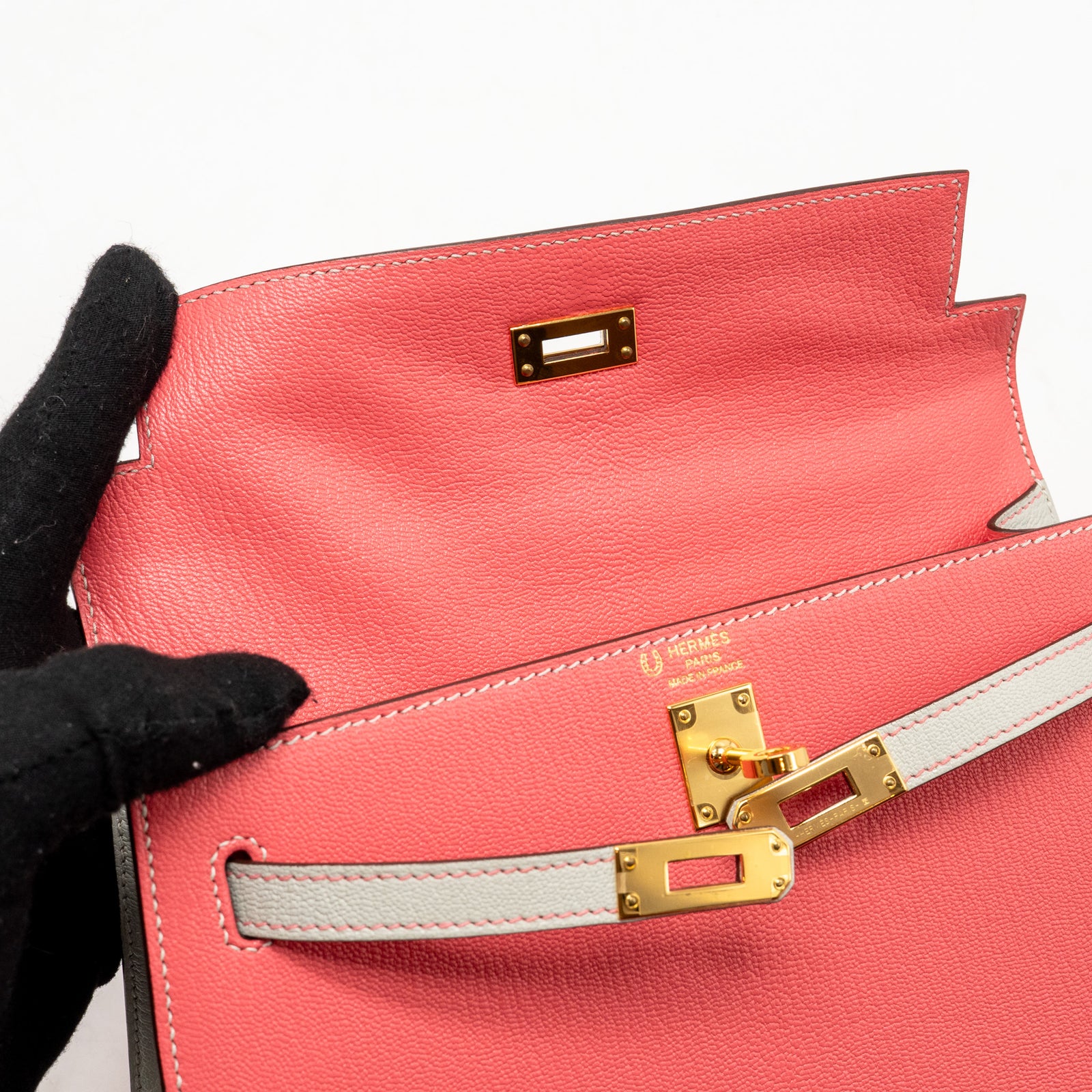Hermes Kelly 25 Special Order Chèvre Mysore Rose Lipstick / Gris Perle