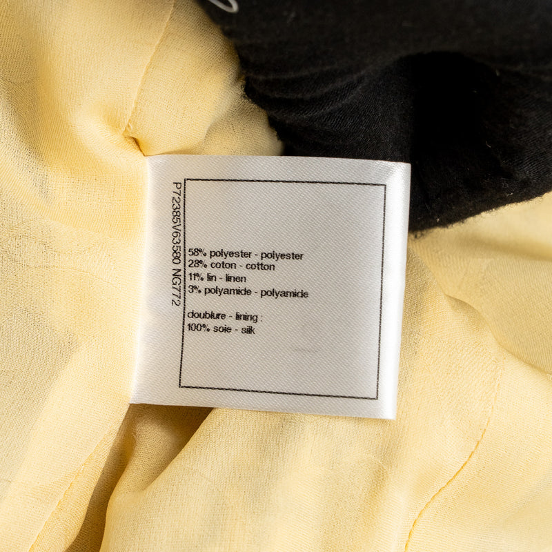 22PシャネルCHANEL黄ショートカーデジャケットライオンボタンP72469 Chanel Size 34 22P Lion Button Jacket Polyester/Cotton/Linen Yellow/Bl
