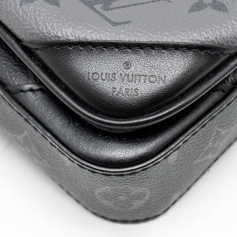 Louis Vuitton Trio Messanger monogram eclipse canvas black/grey with black hardware