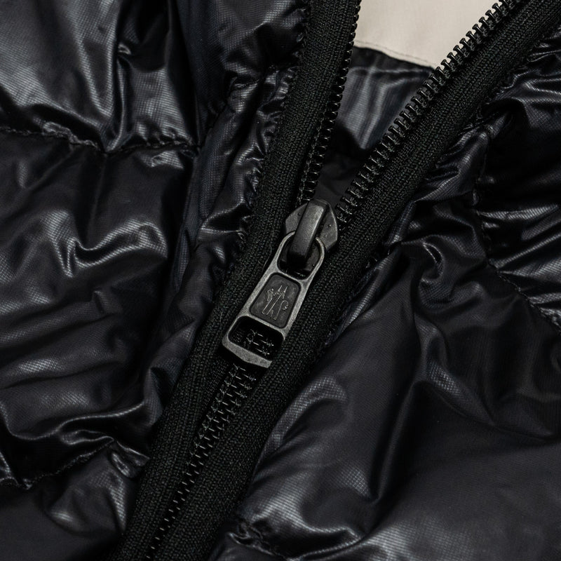 Moncler size 3 men’s zip padded jacket black
