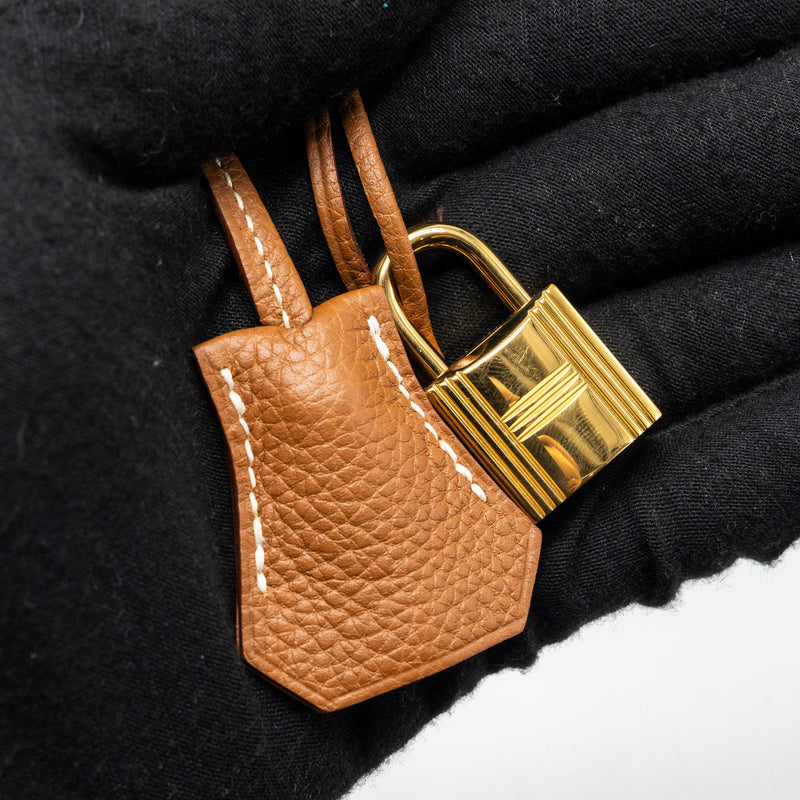 Hermes Kelly 28 Togo Gold GHW Stamp Y