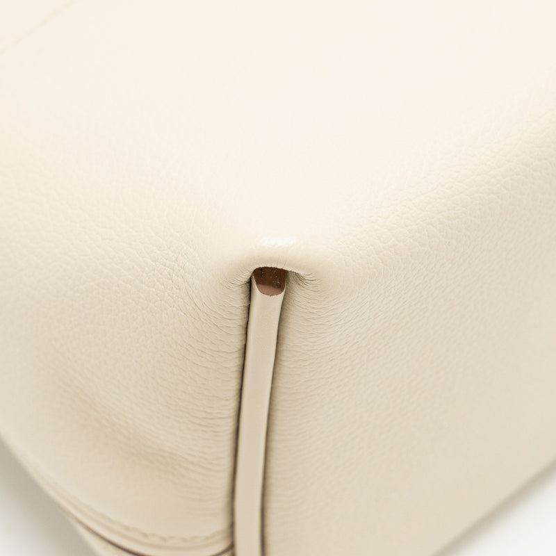 Hermes Mini 24/24 2424-21 Bag Evercolor/ Swift Beton GHW Stamp B